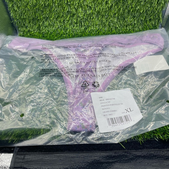 FREE PEOPLE Printed Pointelle Thong, Purple, XL, NWT - Picture 3 of 4